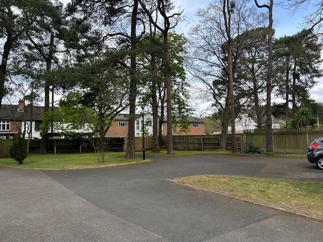 1 North Minden House communal parking.jpg