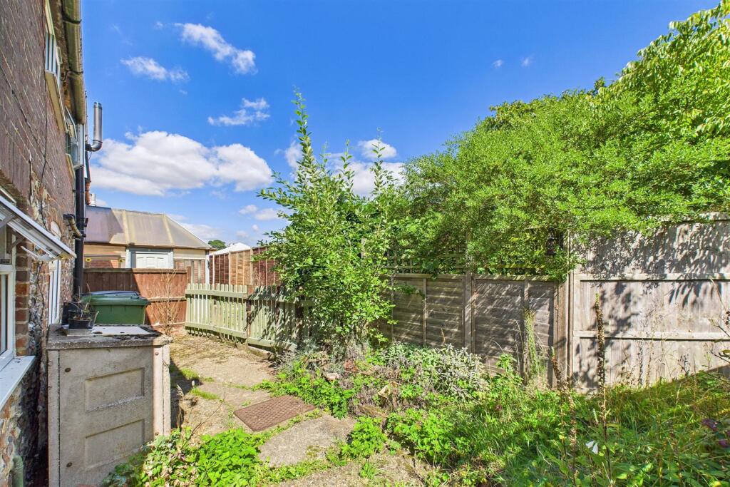 Rear Patio Area