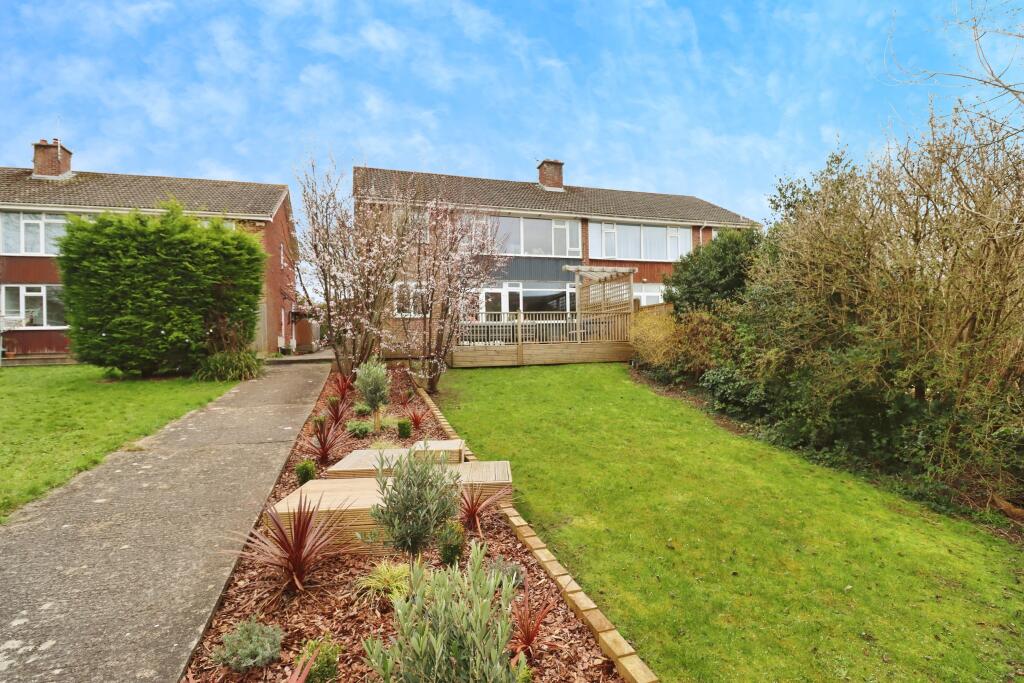 Front Shot &amp; Garden