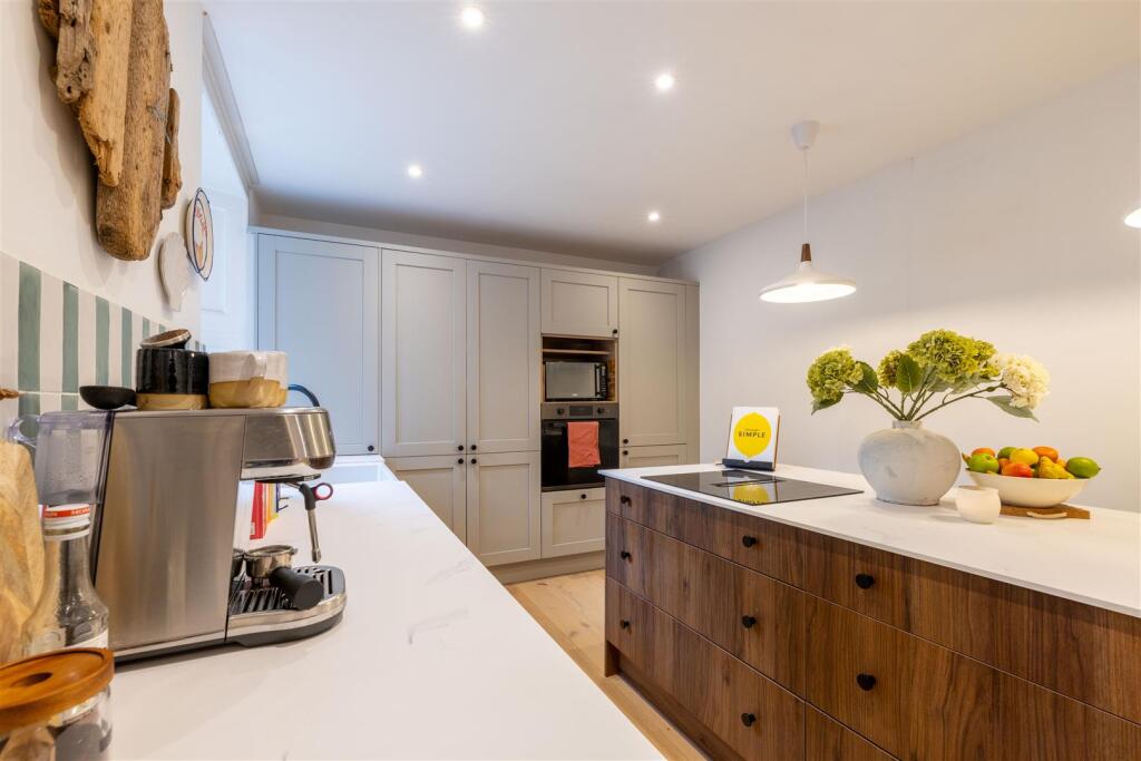 98 Perth Road, Scone-59.jpg