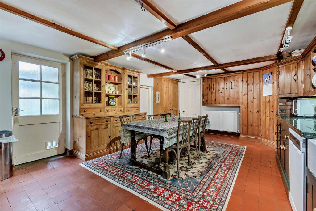 8663865-interior11-800.jpg