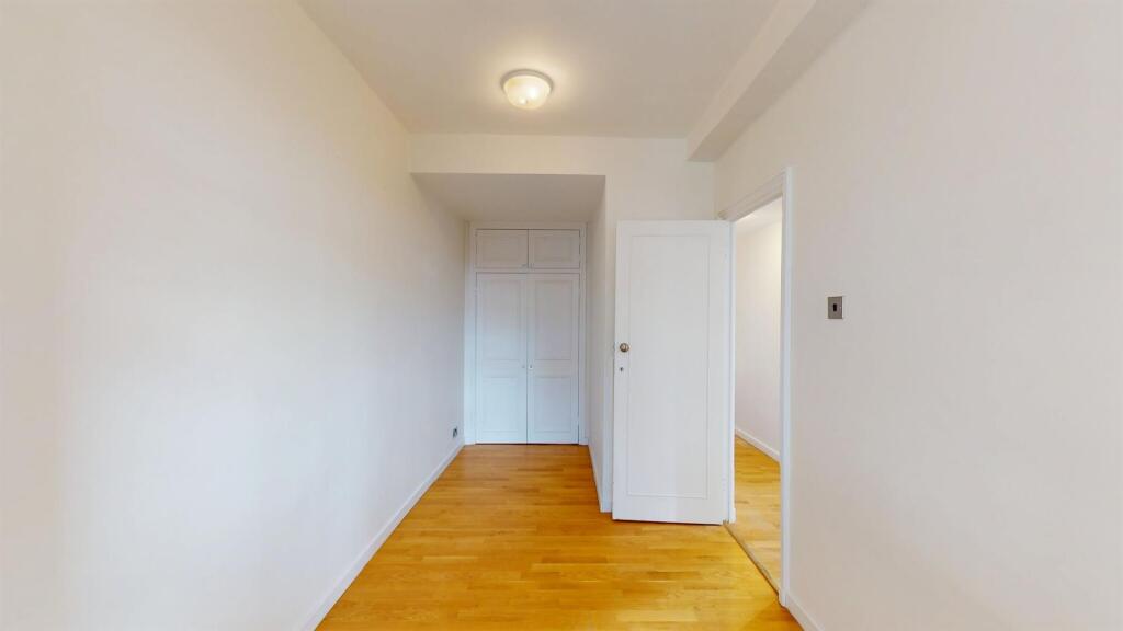 30CC.bedroom3.2.jpg