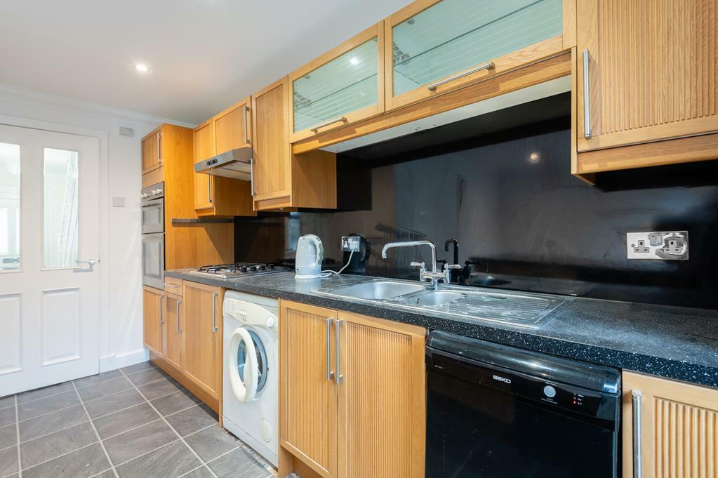 KITCHEN AGAIN