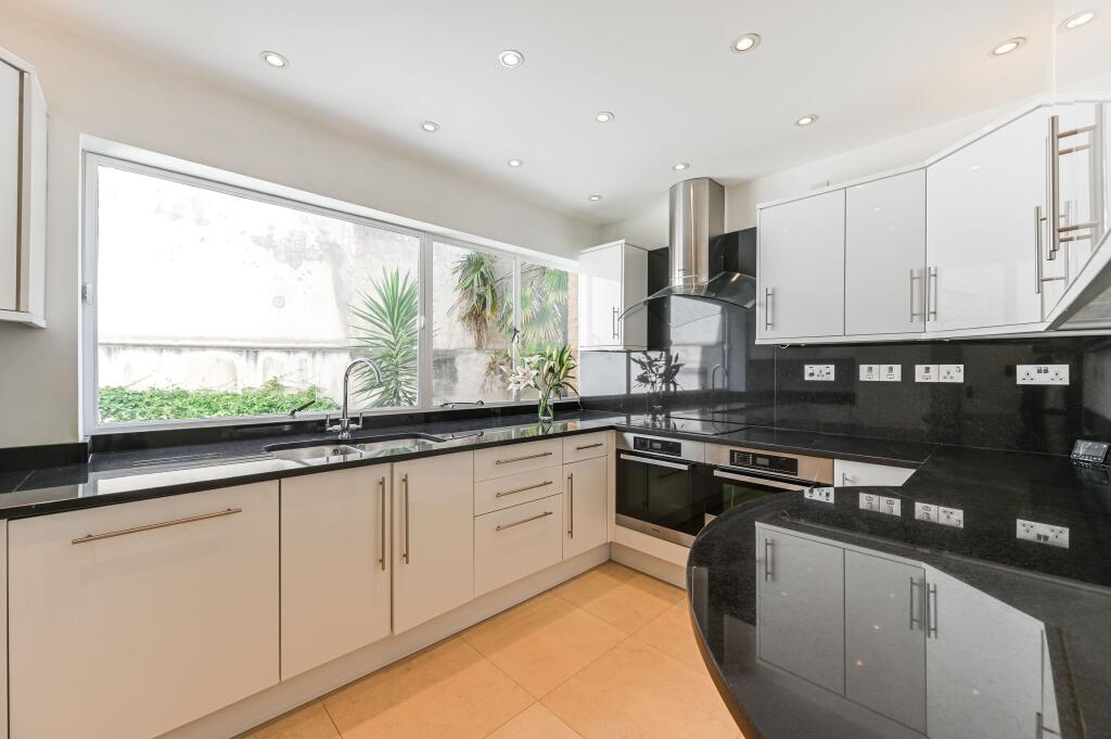 27 Eaton Row, Belgravia, London SW1W 0JA