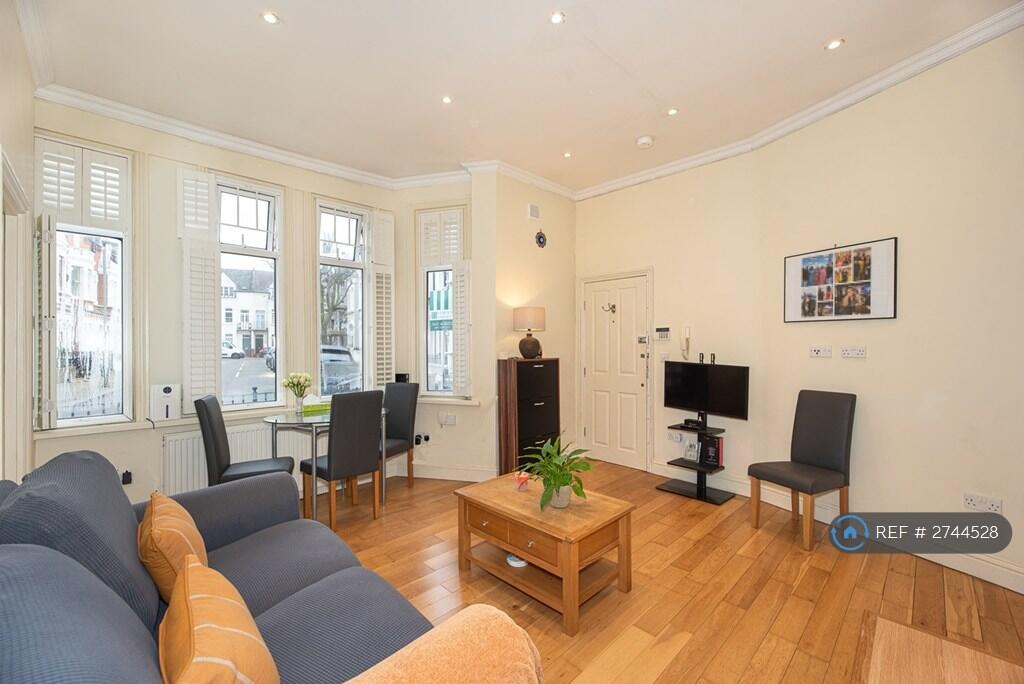 Sitting Room 1