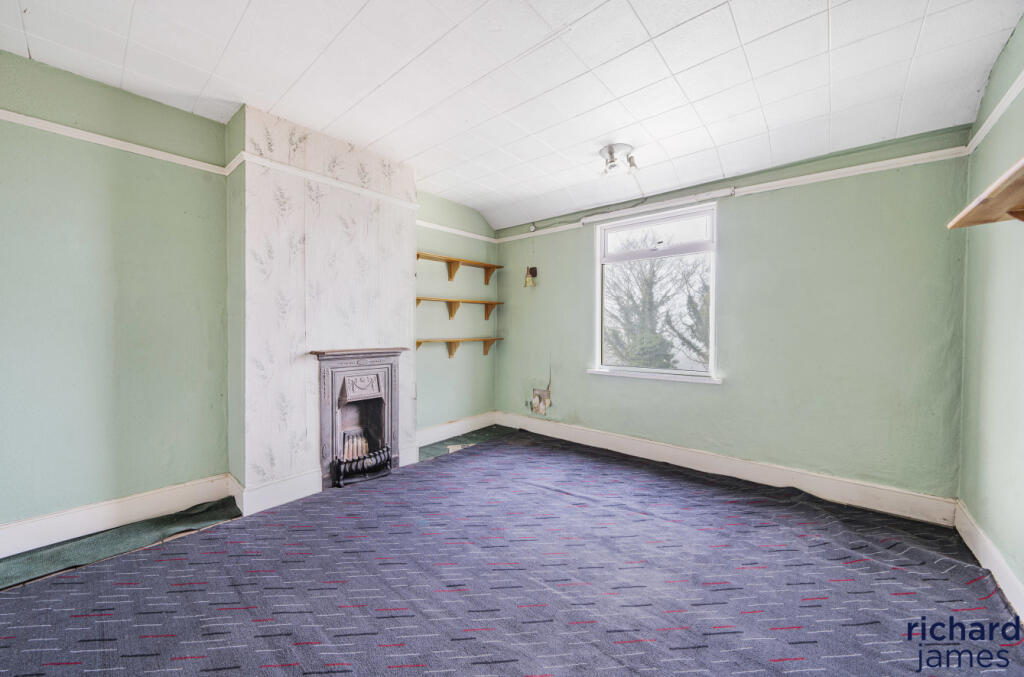 f6d11519-c940-46d...