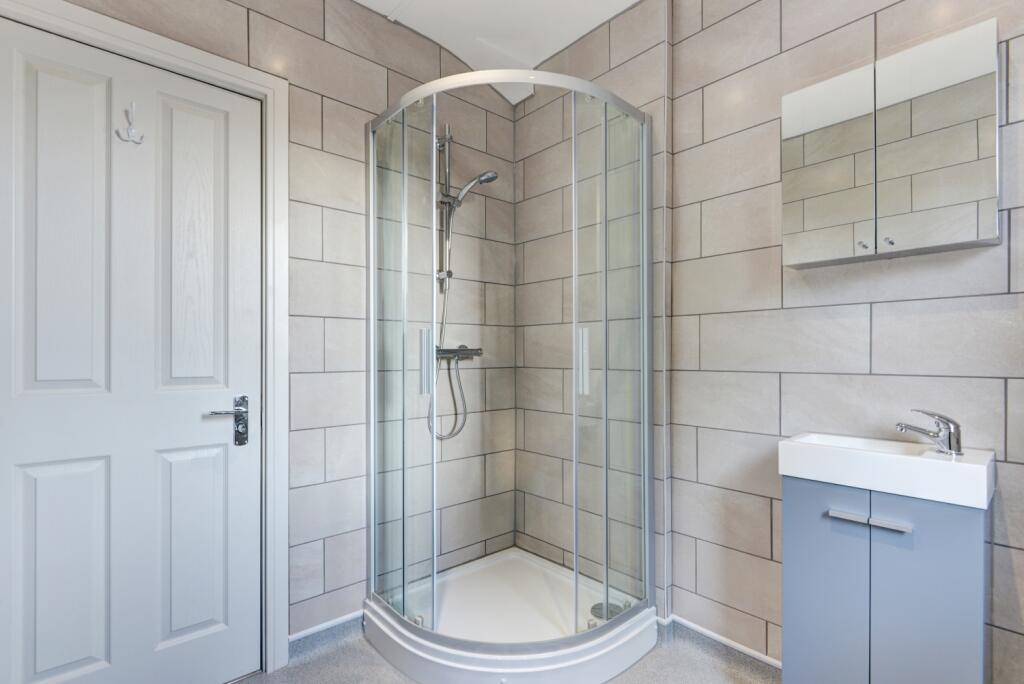 3 Coldean Lane Bathroom 1