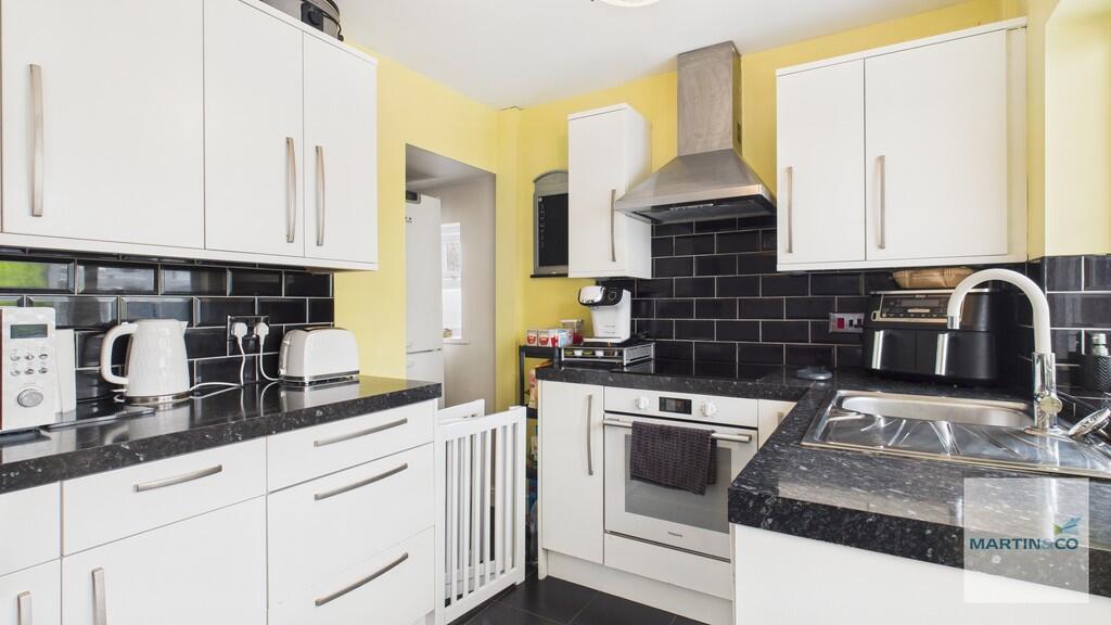 CAM03663G0-PR0169...