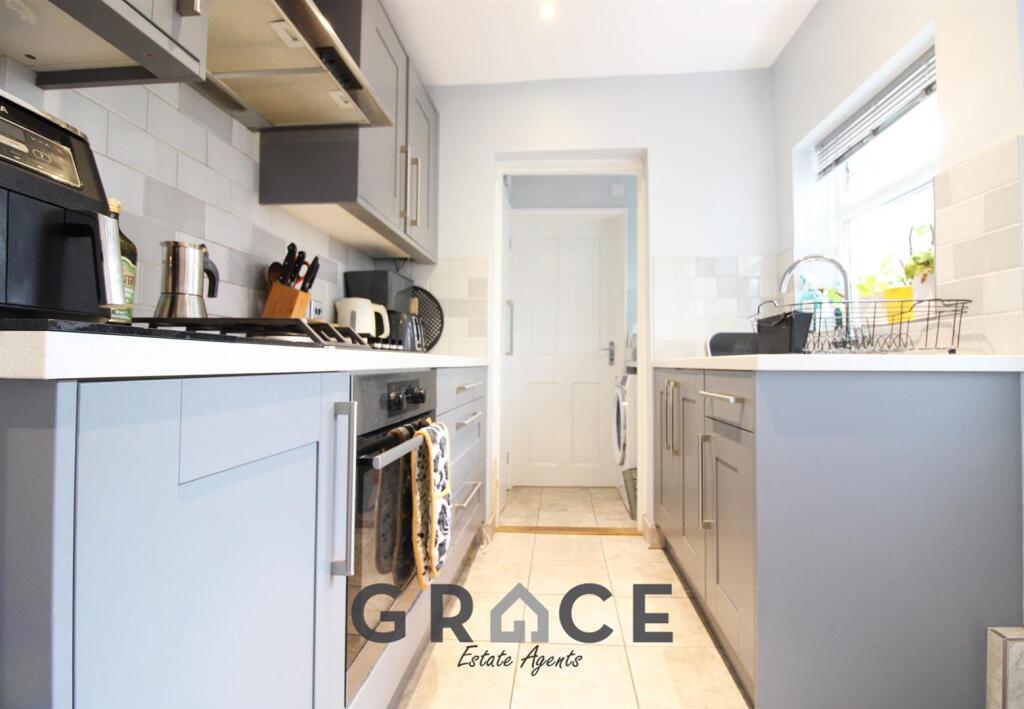 Kitchen edit 1-2.jpg