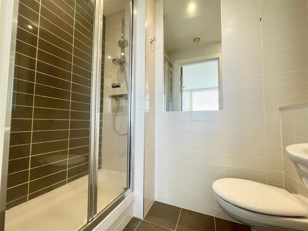 Ensuite.jpg