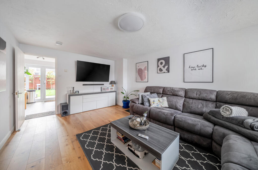 1384751-21-692971...