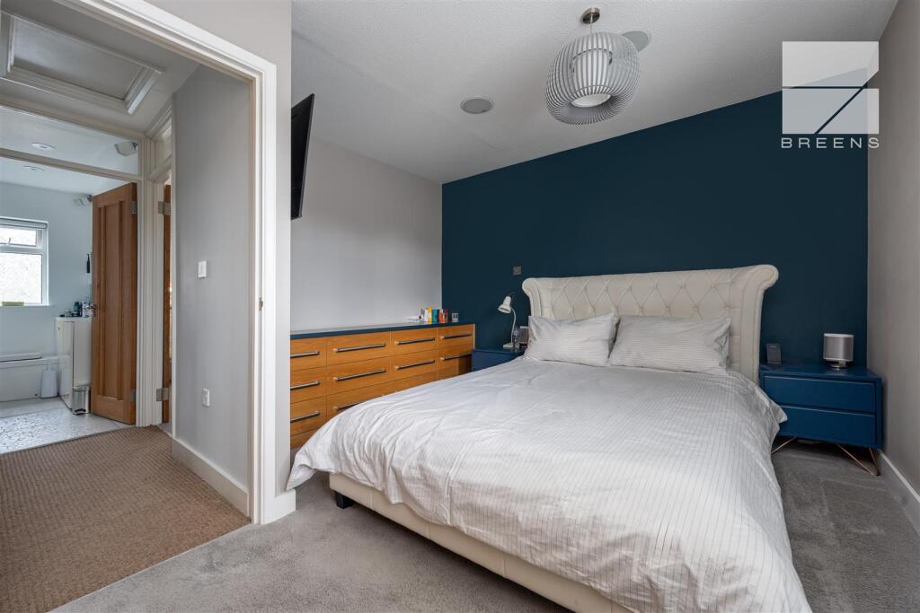 8 Belmont Close_0029.jpg