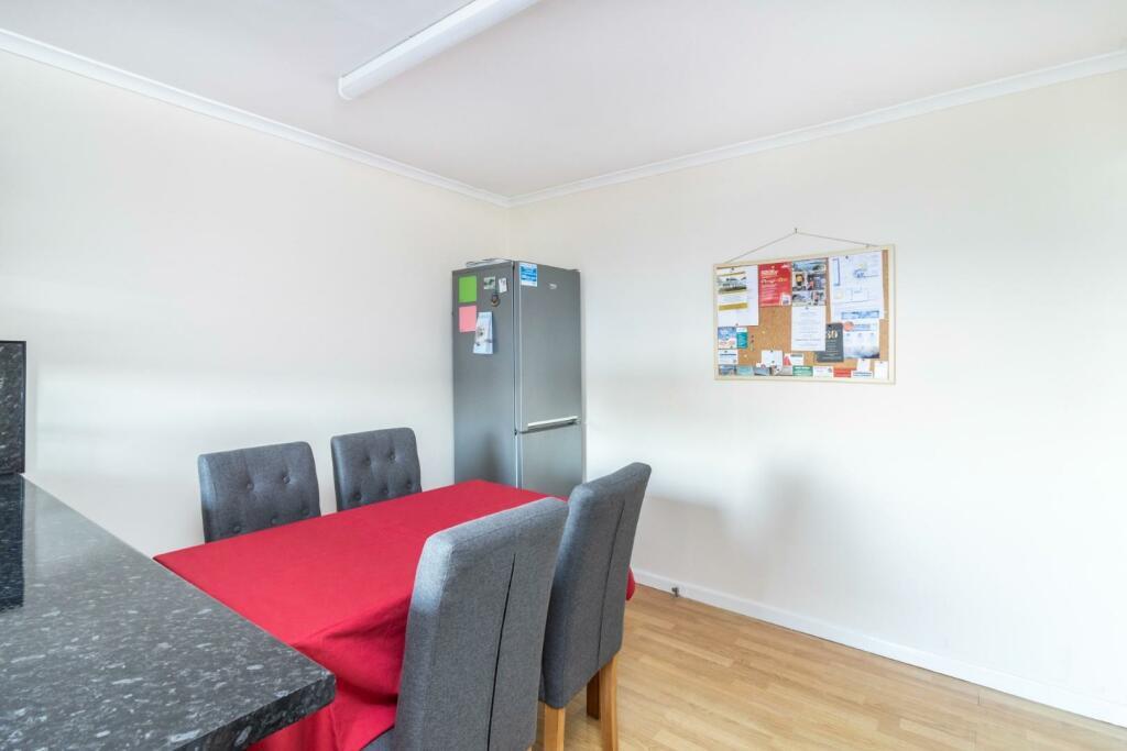 Britannia Avenue, Dartmouth-26.jpg