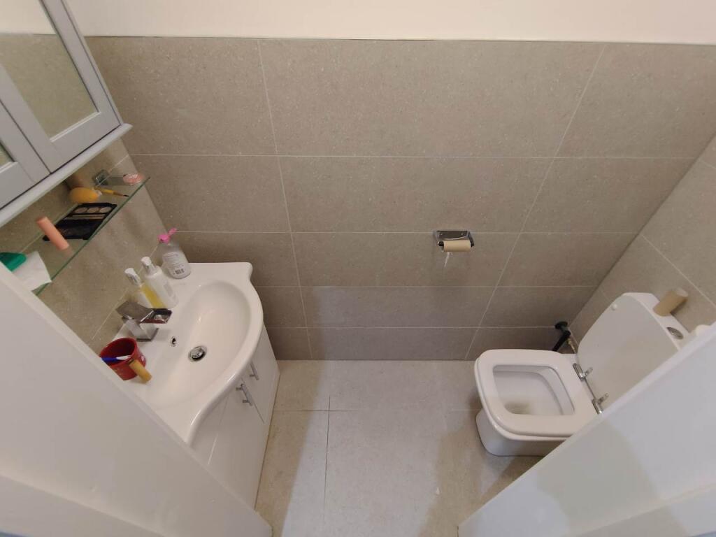 WC (1)