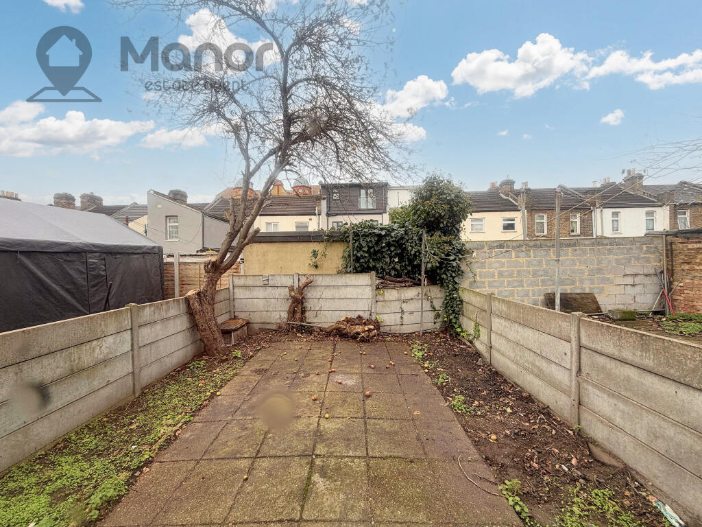 WhatsApp Image 2025-11-23 at 00.39.11 (2)