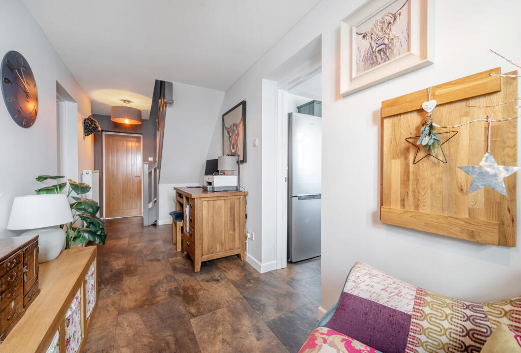 1380894-12-6915c3...