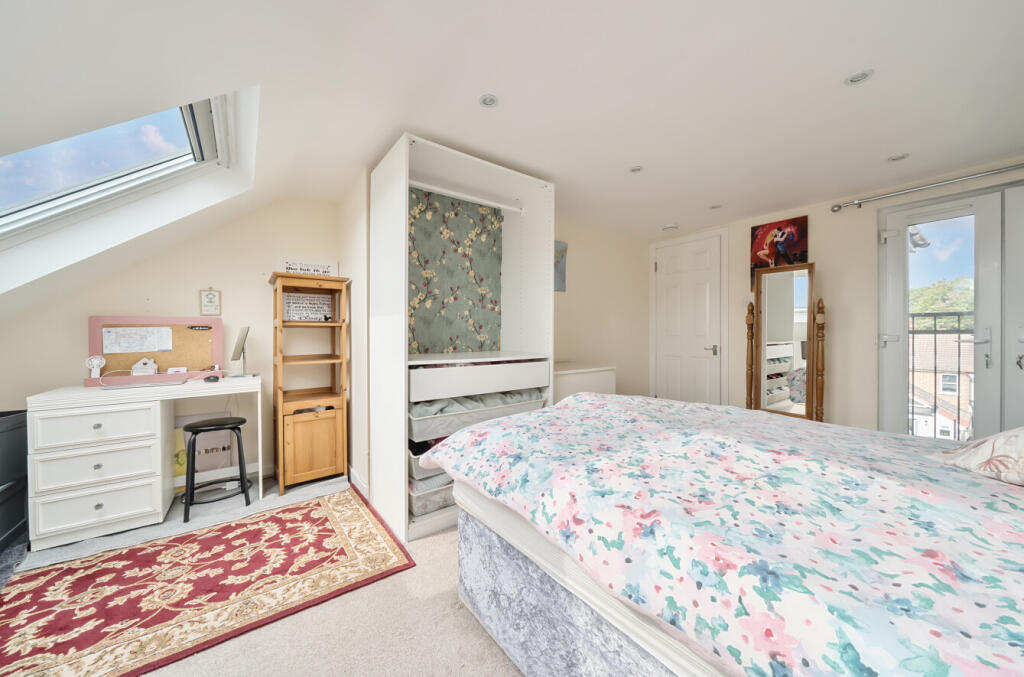 1335511-7-68950d9...