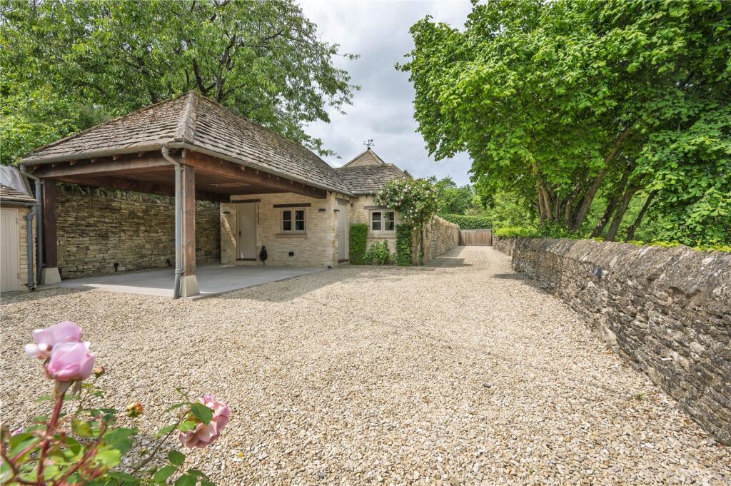 Car Port &amp; Annexe