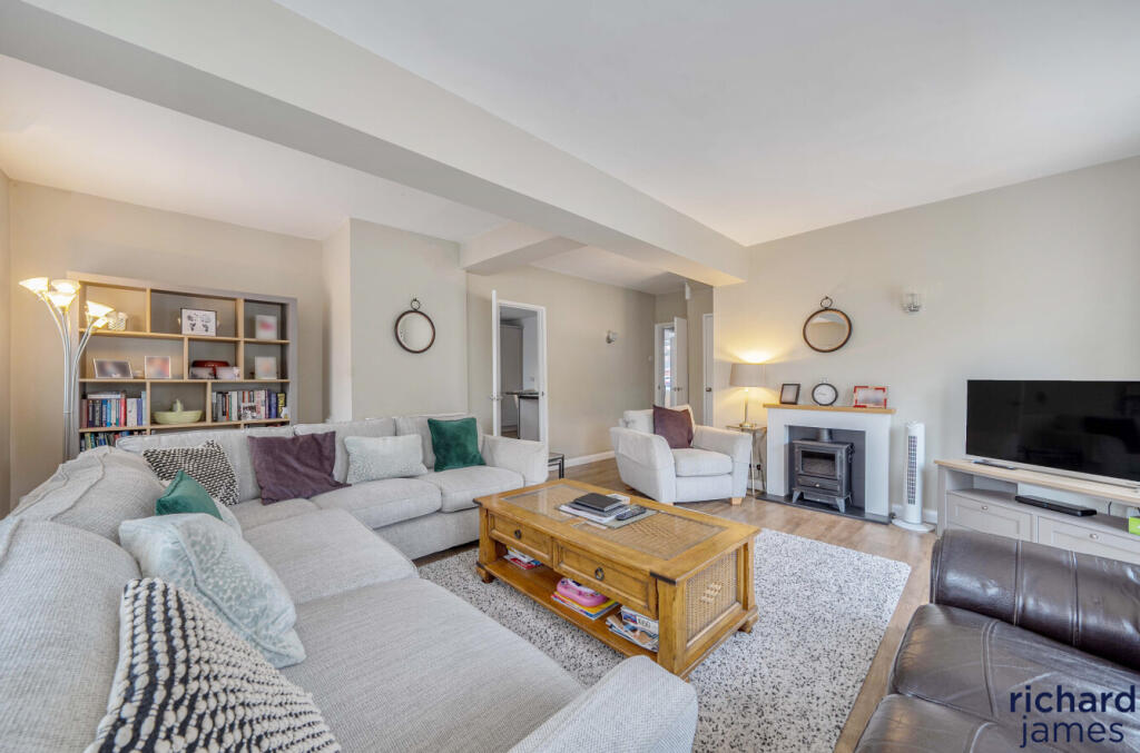 b7a05cc440ed43cc8286c3f35c1a7f1f