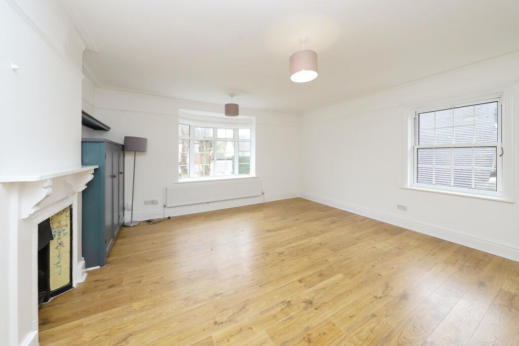 2 High View (11) ...