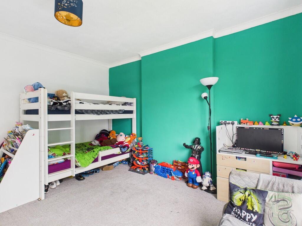 CAM05526G0-PR0027...