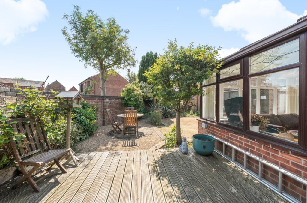 1296095-21-682c6c42dfd28-ARW-1