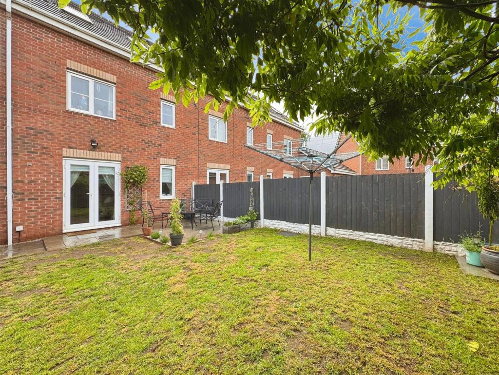 fb9f8326-2-4B99-ACEB-EC8153E3A5FB-4721-000004066E4