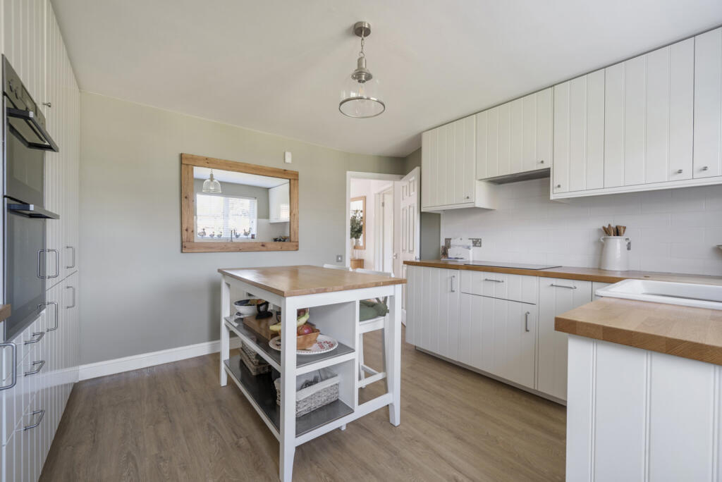 1290873-34-682499...