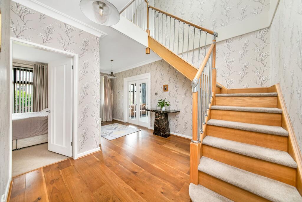ENTRANCE HALLWAY