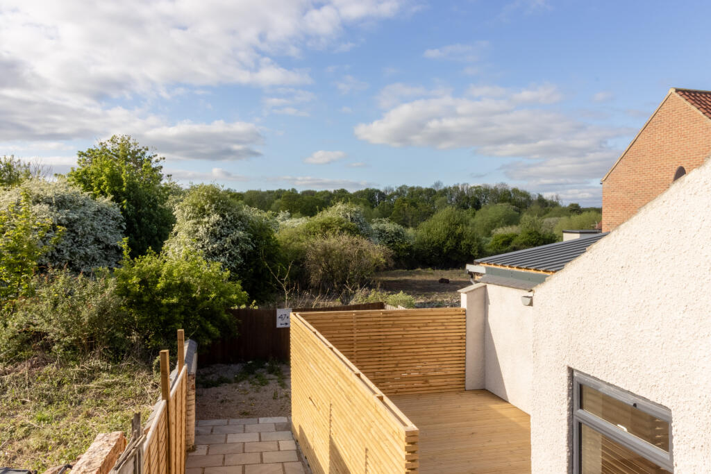 Commercial Street (16 of 25)