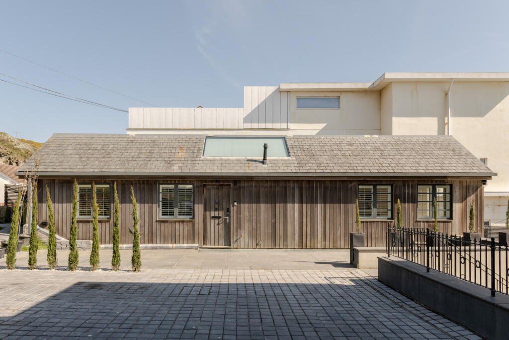 275350 - 20250402-THE-CHALET_N0.8_SAUNTON-SANDS...