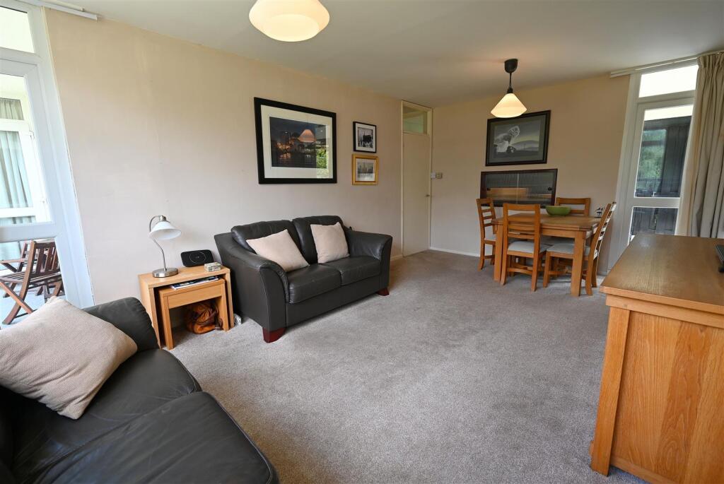 living room2.jpg
