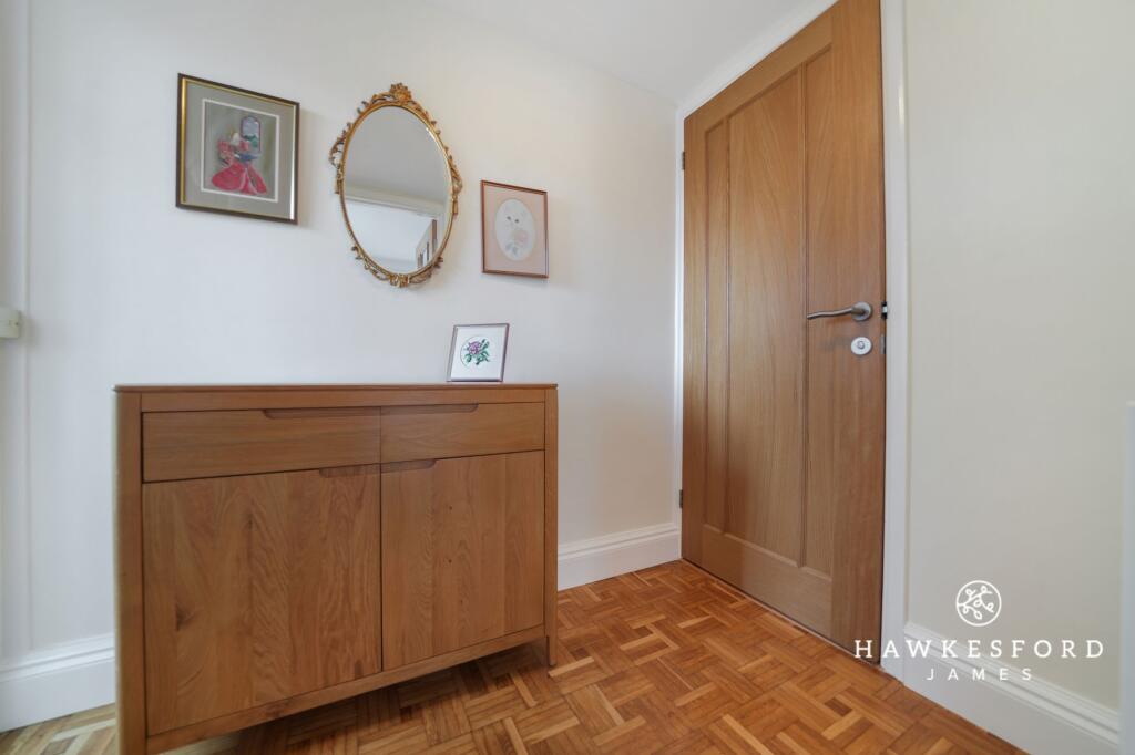 Coppins Lane, Borden - Entrance hall