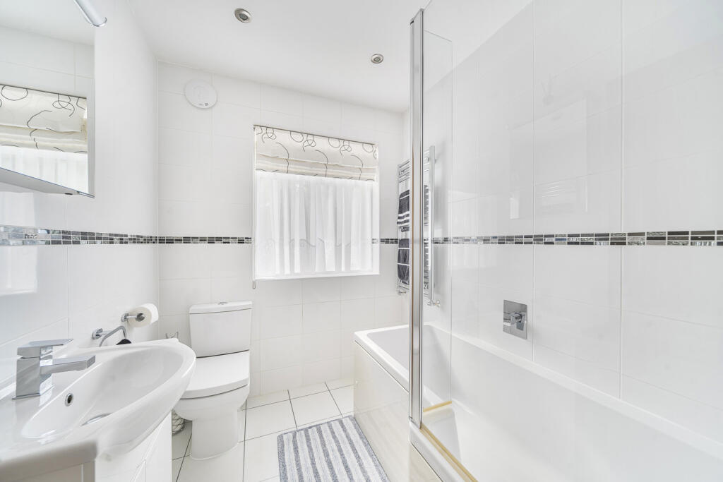 1327944-3-687e670...