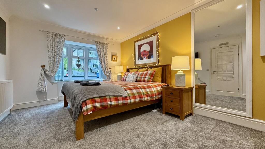 bed 1