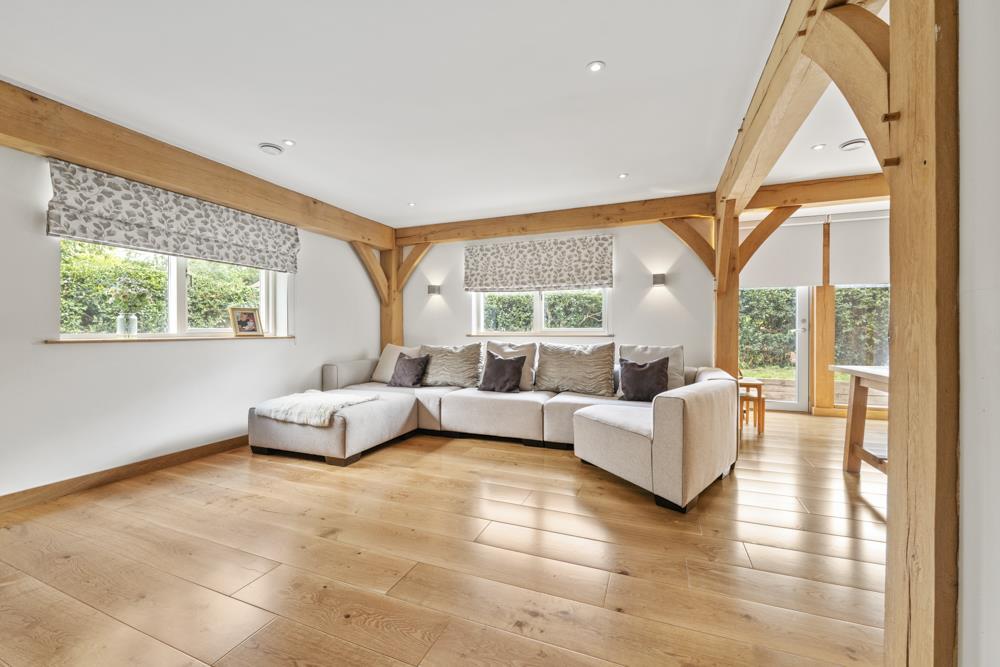 Oak Tree House WEB PH-31.jpg