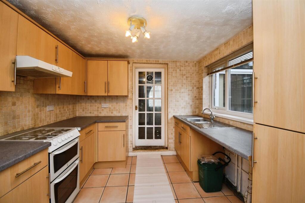 3f87612a-U 20 20 2812 29.JPG