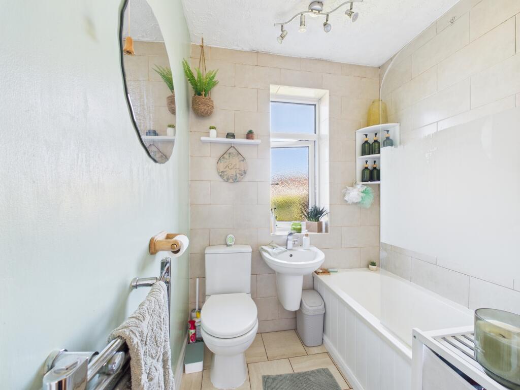 CAM05192G0-PR0112-STILL001