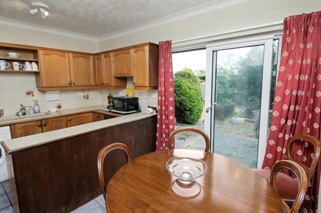 Kitchen/Dining