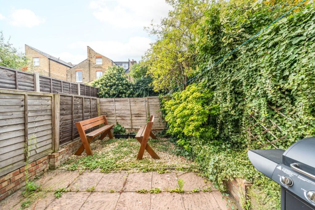 44-A-Rowfant-Road...