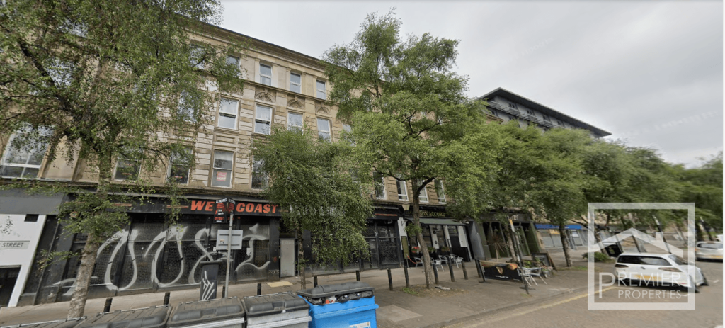 4 bedroom Flat for rent