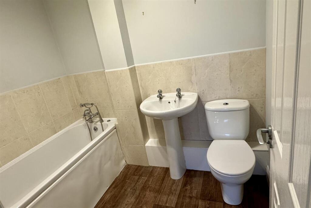 Family bathroom