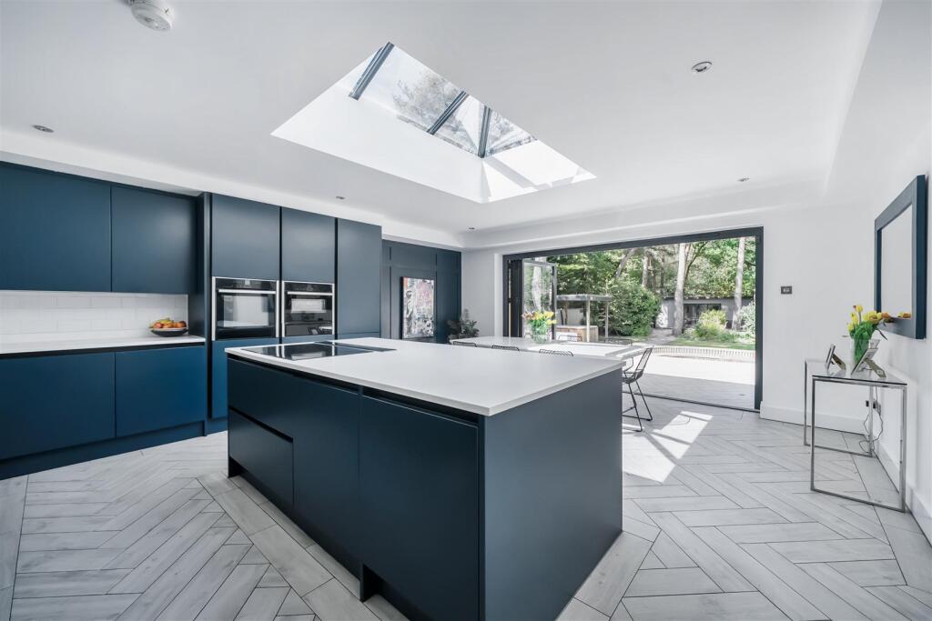 2. 1296409-18-682c9a4c0d452-ARW-3.jpg