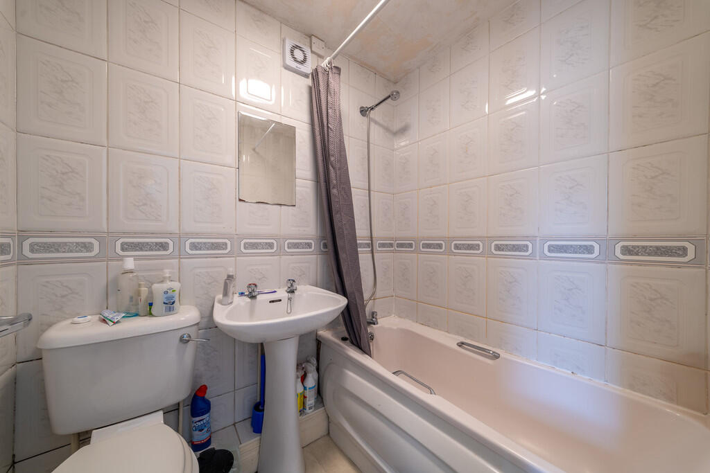 Flat 1 57 Barlow ...