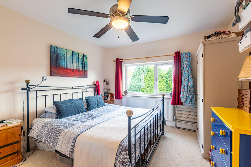 bedroom1a