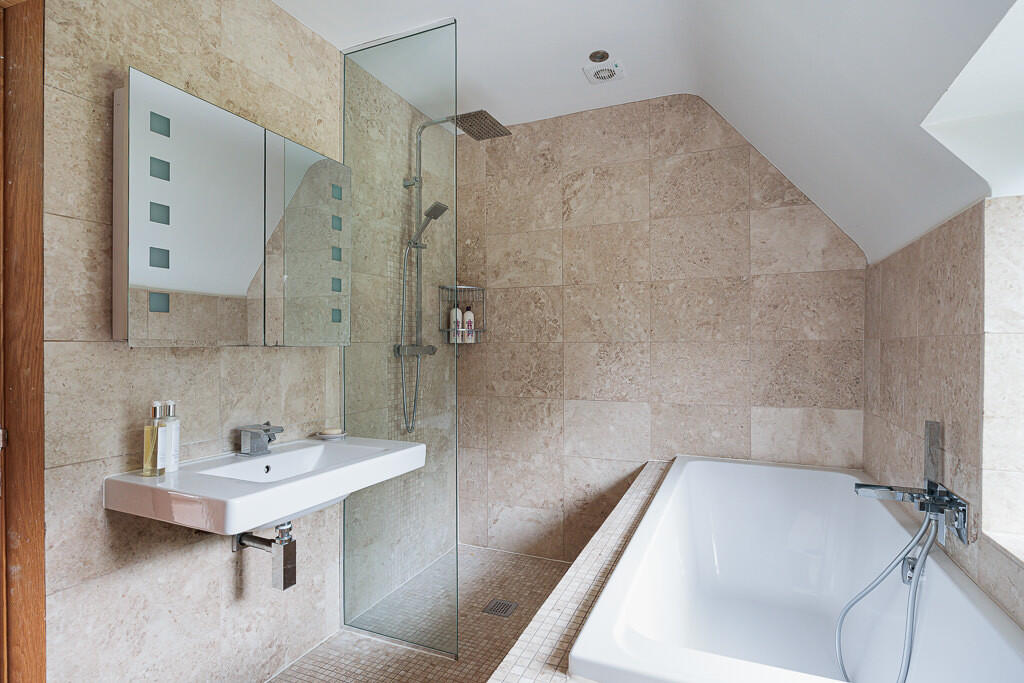 29_bramley_road_4...