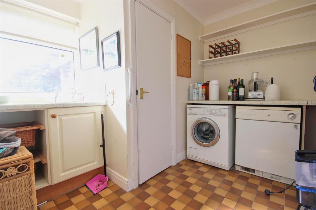 UTILITY ROOM
