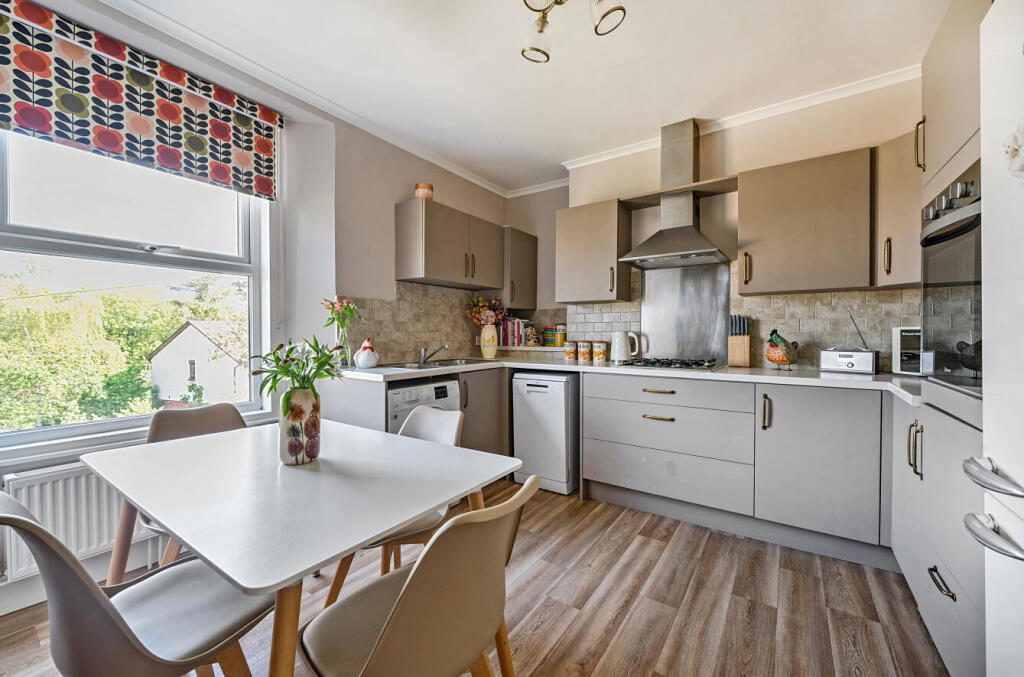 11-681df5cc0d92e-...