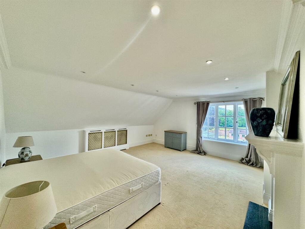 Bedroom 3.jpg