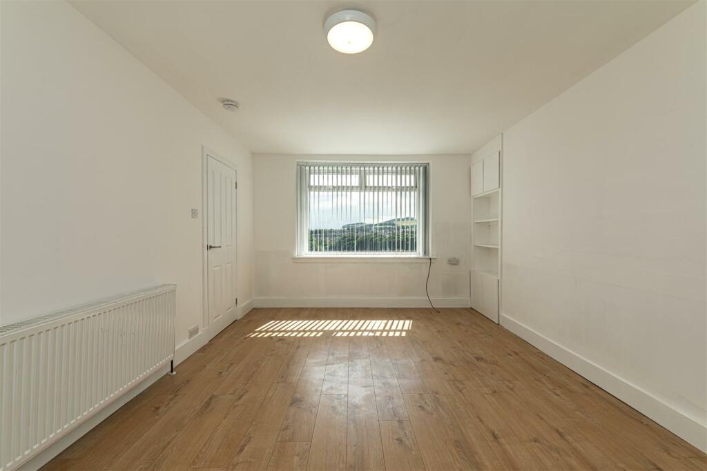 22 Haliburton Place Galashiels 15.JPG